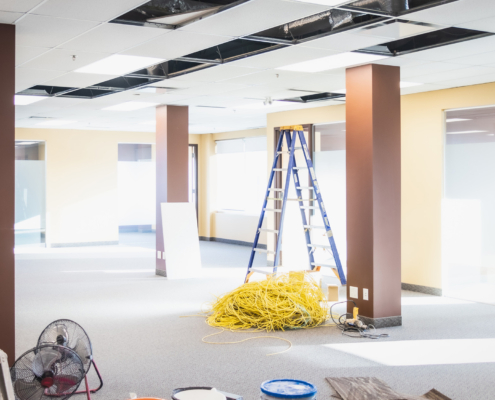 What to Consider When Hiring a Commercial Remodeling Contractor in Arizona
